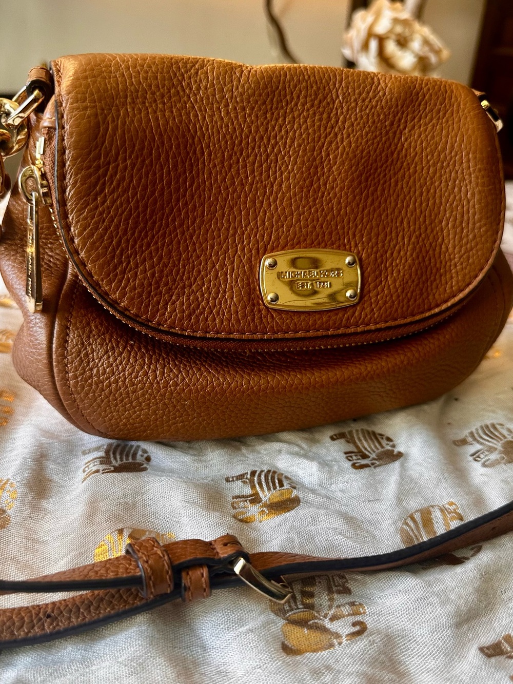 Michael Kors - Bedford Pebbled Leather Crossbody Bag in Warm Brown